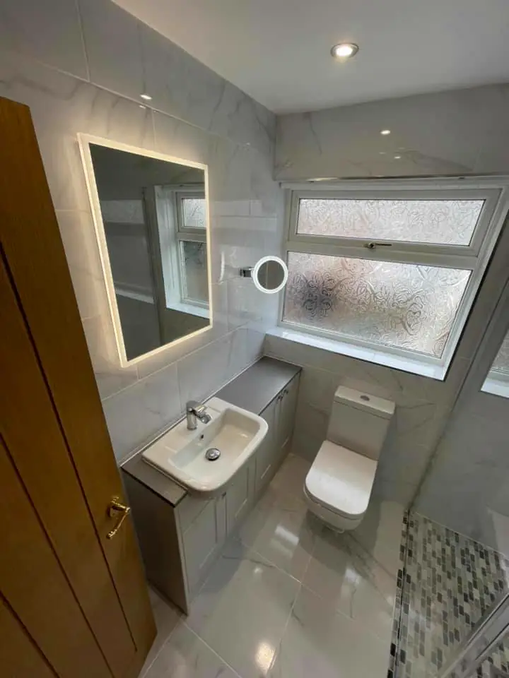Bathroom finishing detail